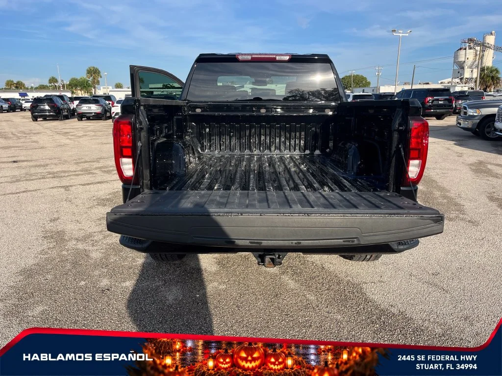 Used 2023 ONYX BLACK GMC Elevation image 10