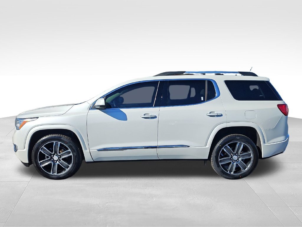Used 2017 White GMC Denali image 2