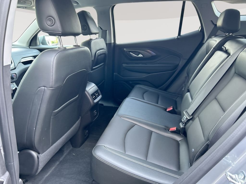 Used 2024 Gray GMC SLT image 27