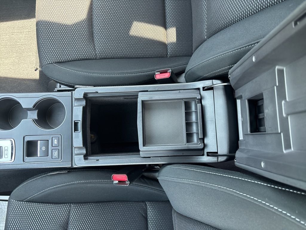 Used 2017 Gray Subaru 2.5i Premium image 16