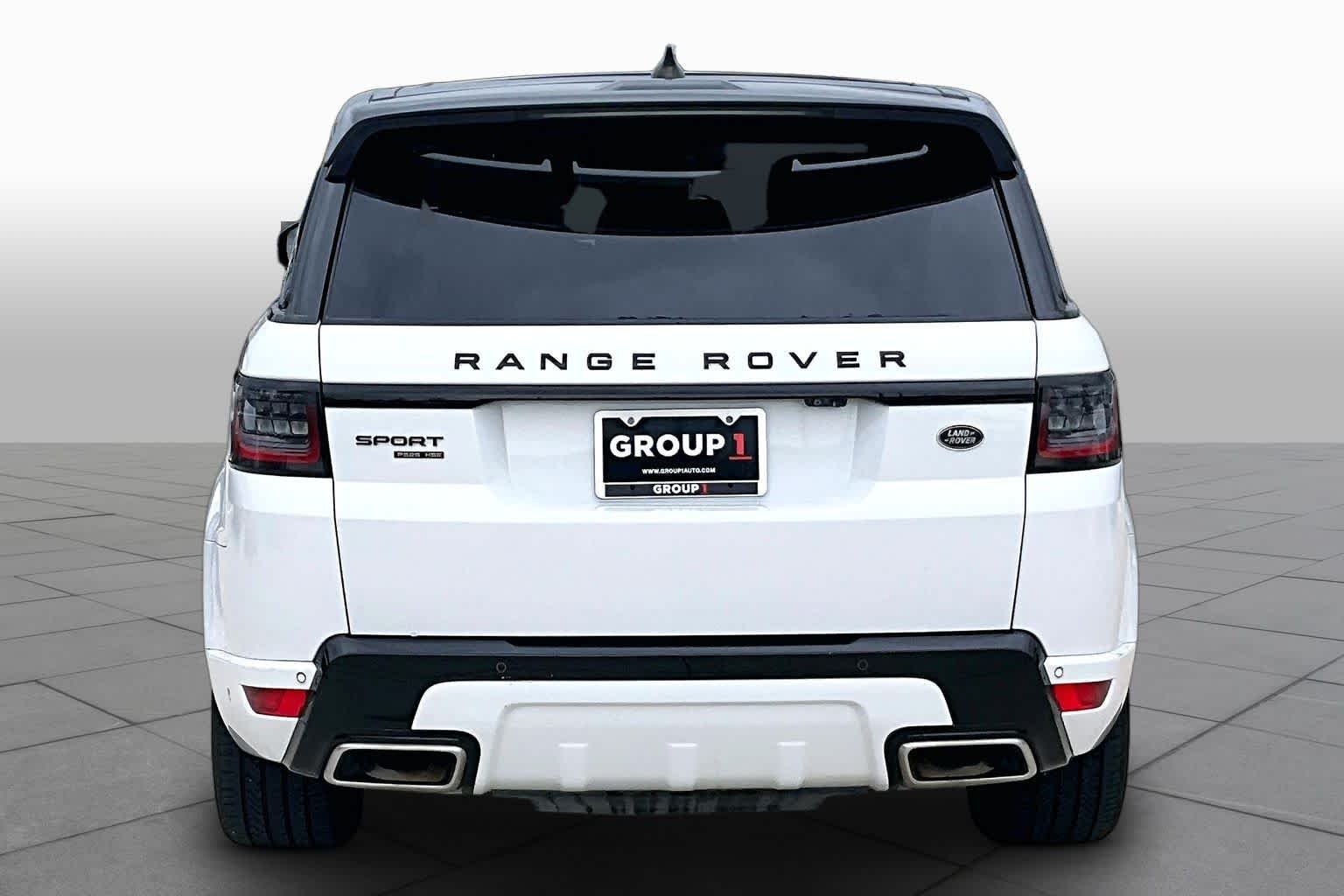 Used 2021 Fuji White Land Rover HSE Dynamic image 5