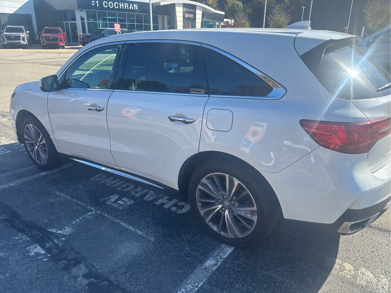 Used 2017 White Diamond Pearl Acura w/Technology Pkg image 7