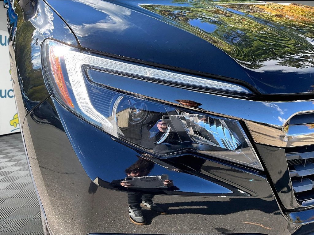 Used 2017 Black Honda Black Edition image 34
