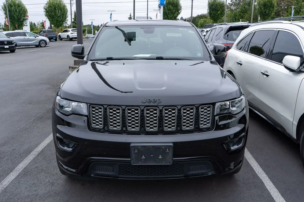 Used 2017 Diamond Black Jeep Altitude image 2