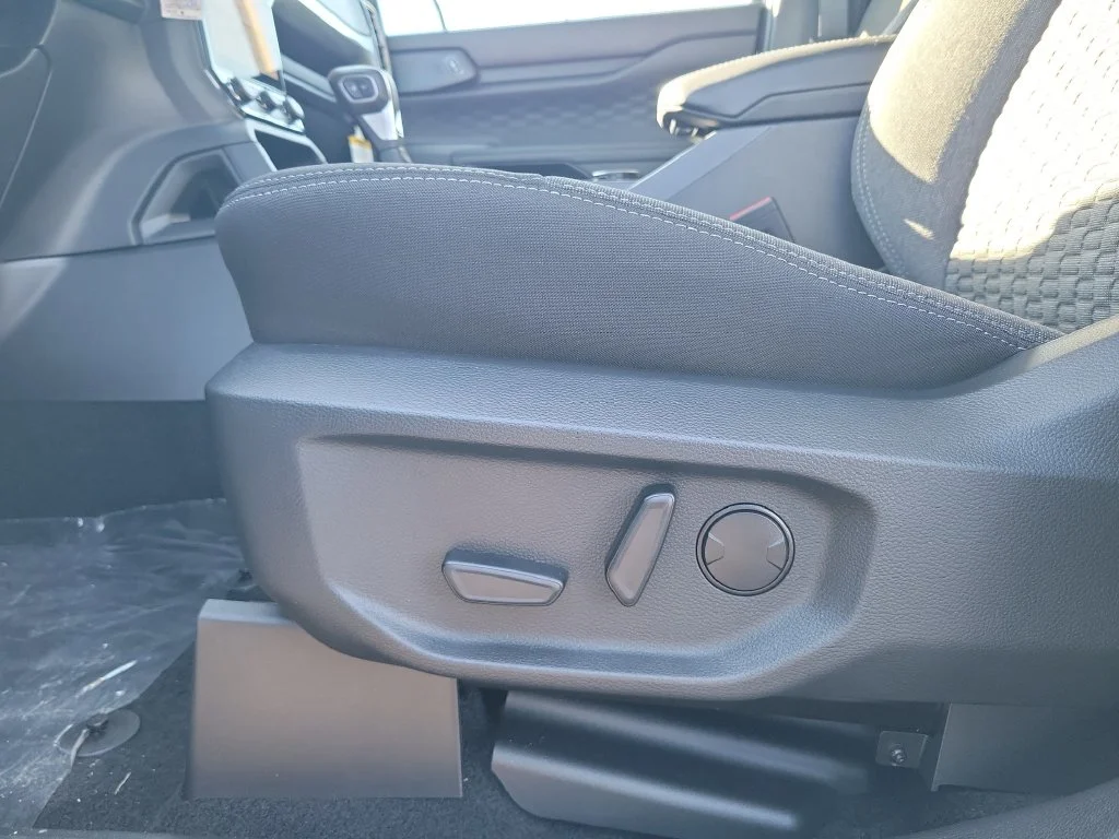 New 2026 Avalanche Ford XLT image 9