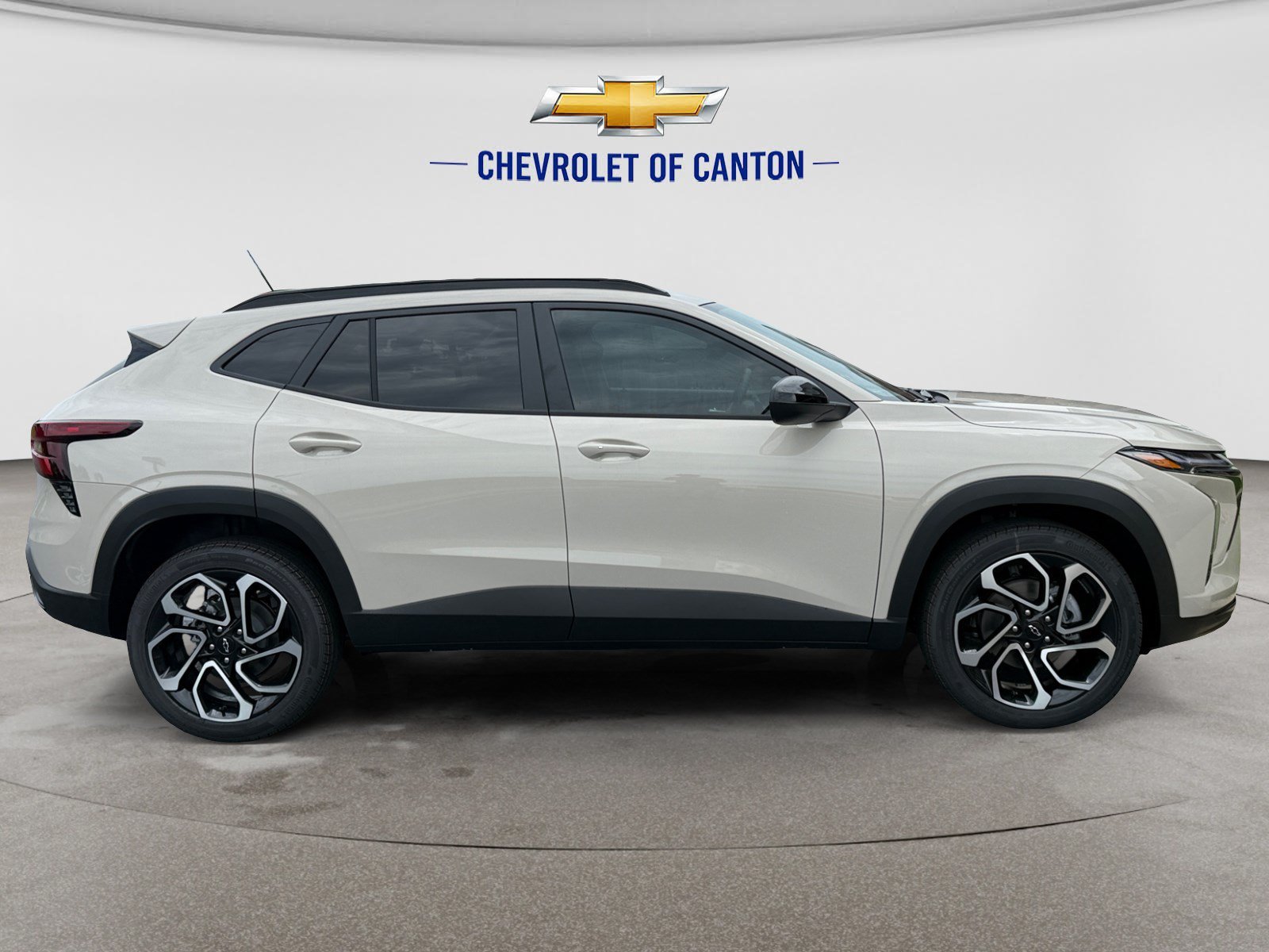 New 2026 White Sands Chevrolet 2RS image 4