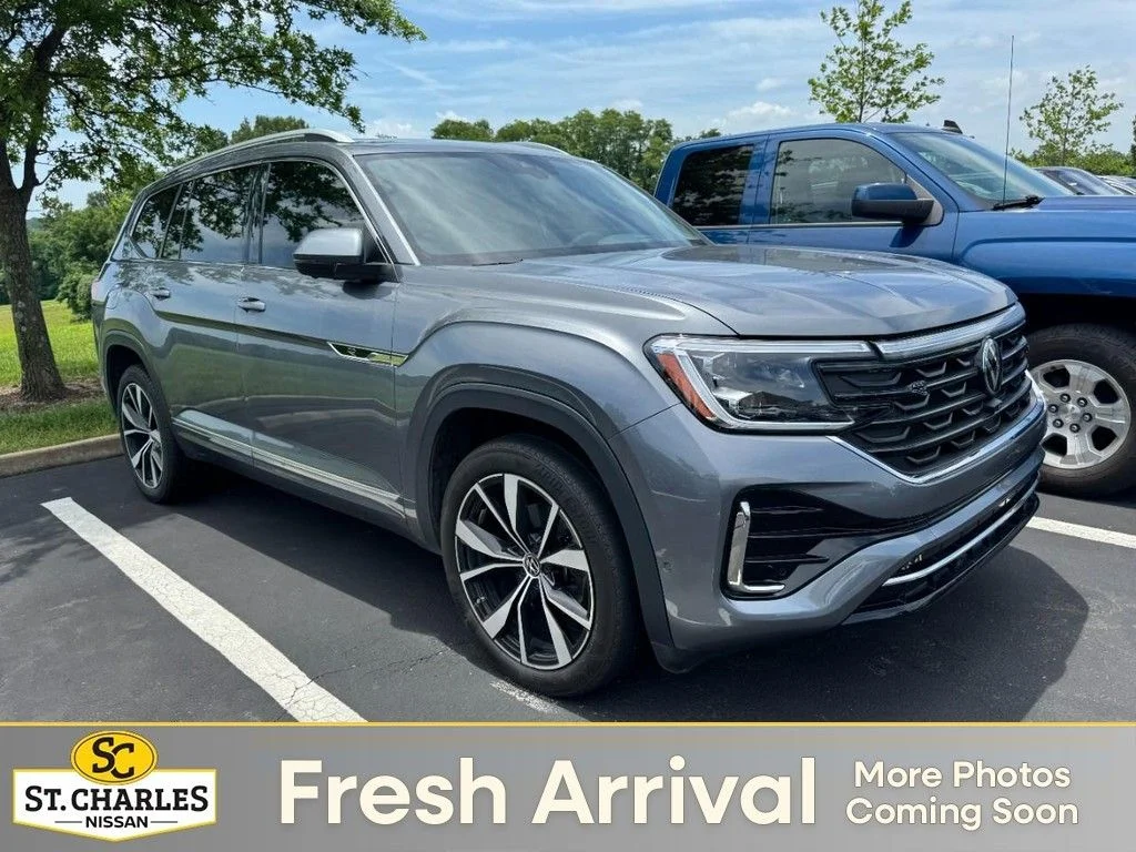 2024 Volkswagen Atlas 2.0T SEL Premium R-Line 4MOTION's photo