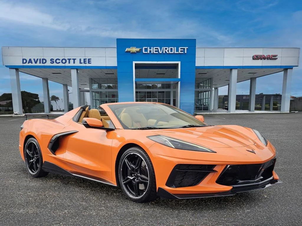Used 2022 Amplify Orange Tintcoat Chevrolet 3LT image 5