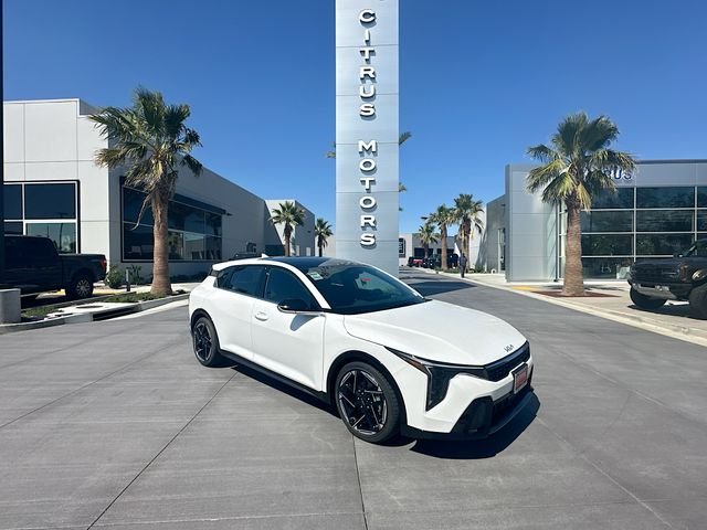 2026 Kia K4 GT-Line AT Hatchback's photo
