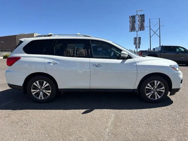 Used 2018 Pearl White Nissan SL image 2