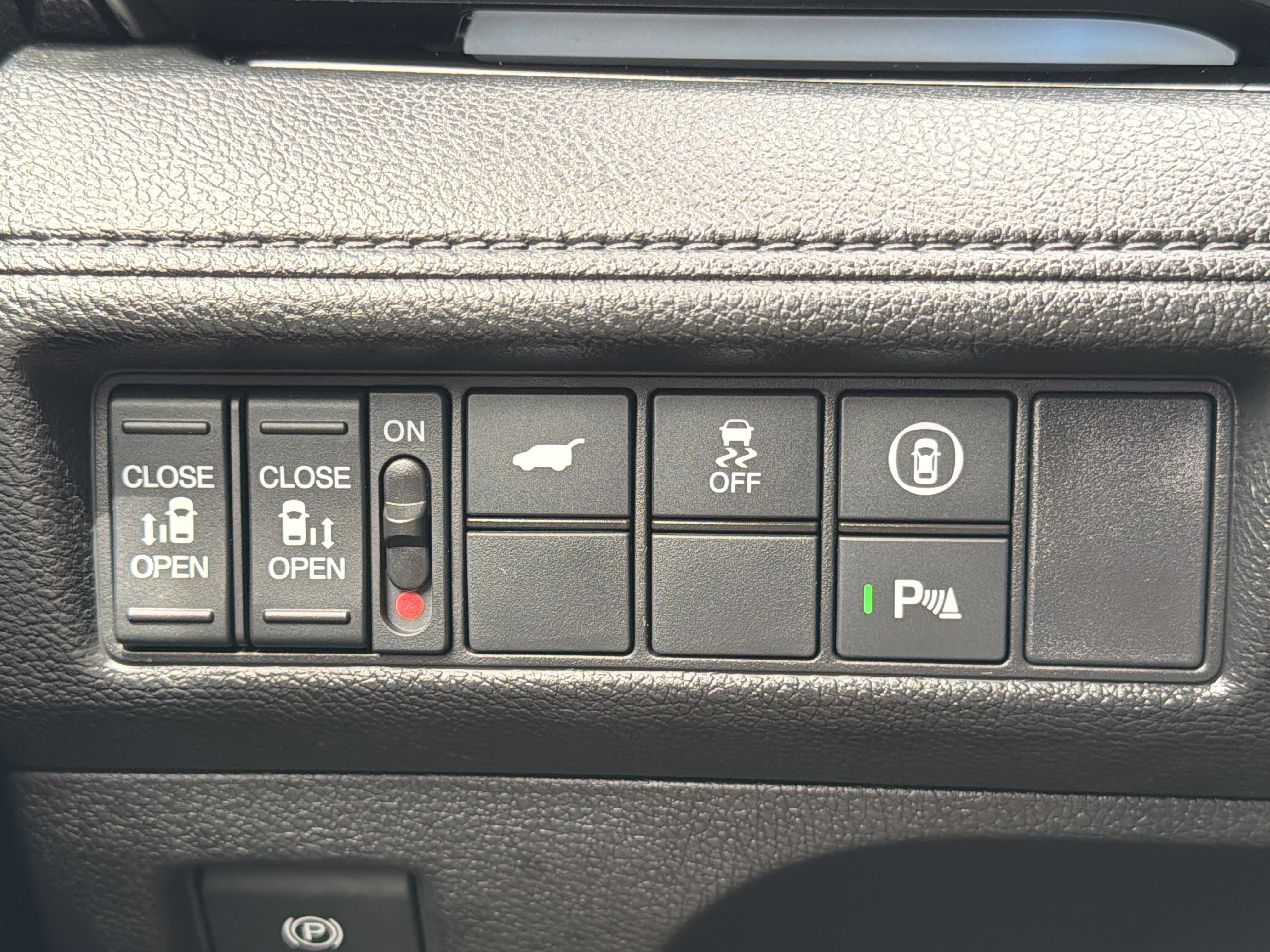 2024 Honda Odyssey Elite - Photo 12