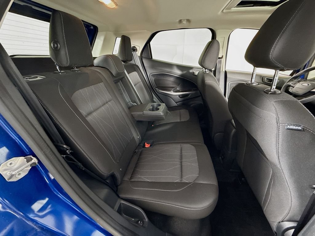 Used 2022 Lightning Blue Metallic Ford SE image 28
