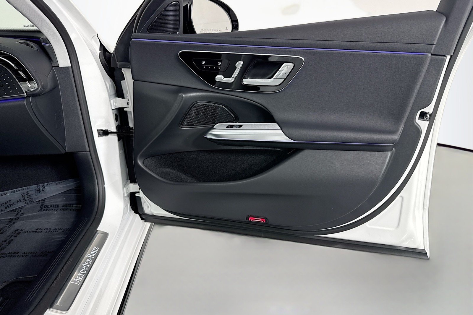 New 2026 Polar White Mercedes-Benz E 450 4MATIC® Sedan image 23
