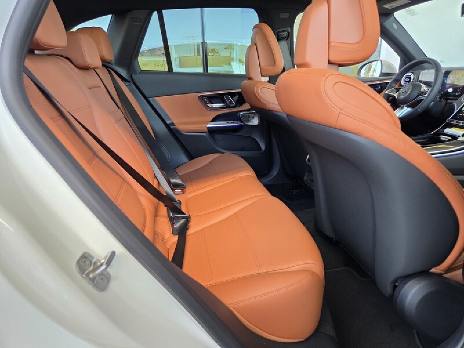 New 2027 Polar White Mercedes-Benz GLC 300 SUV image 15