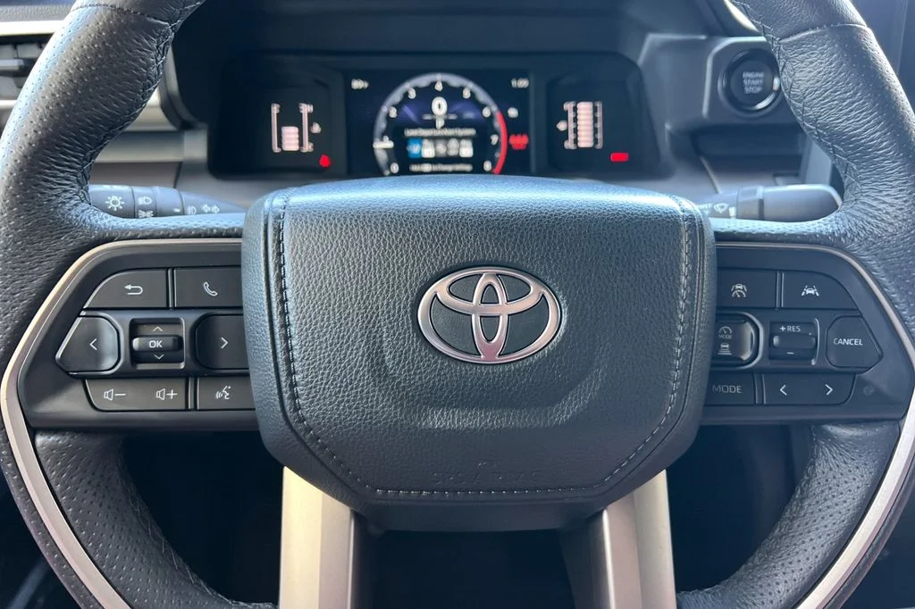Certified Used 2025 White Toyota SR5 image 27