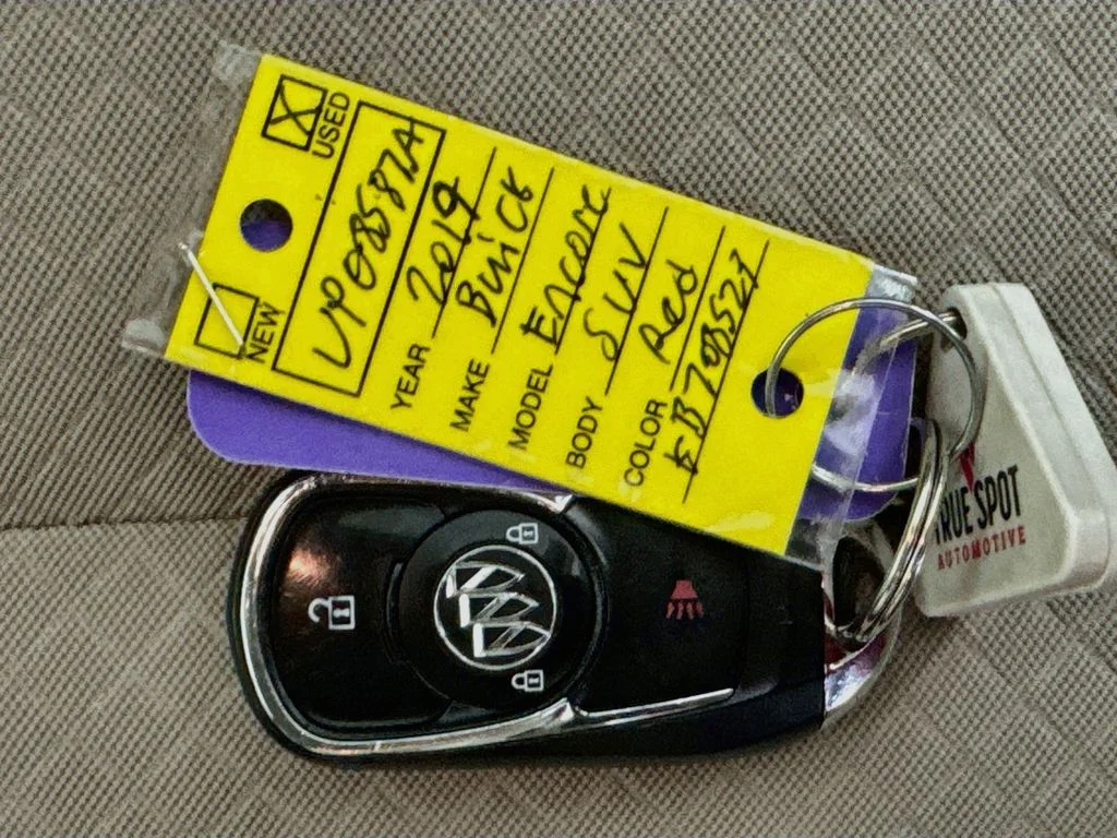 Used 2019 Red Buick Preferred image 34