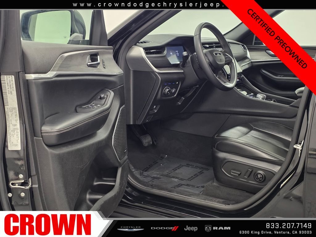 Certified Used 2024 Black Jeep 4xe image 26