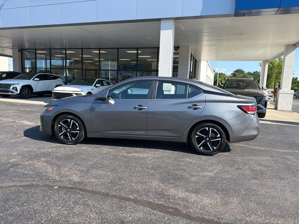Used 2025 Gray Nissan SV image 8