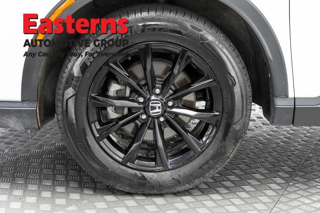 Used 2024 White Honda Sport-L image 33