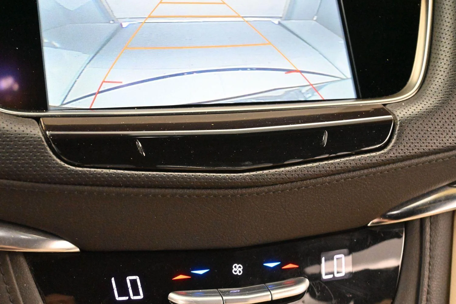 Used 2017 STELLAR BLACK METALLIC Cadillac FWD image 23