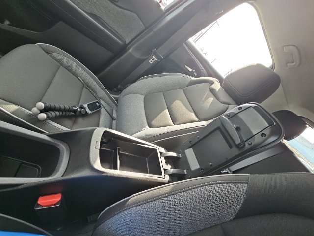 Used 2022 SUMMIT WHITE Chevrolet LS image 20