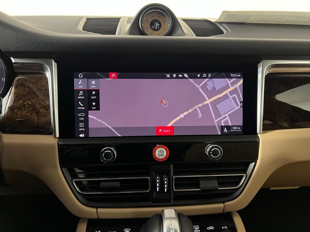 2026 Porsche Macan Base - Photo 30