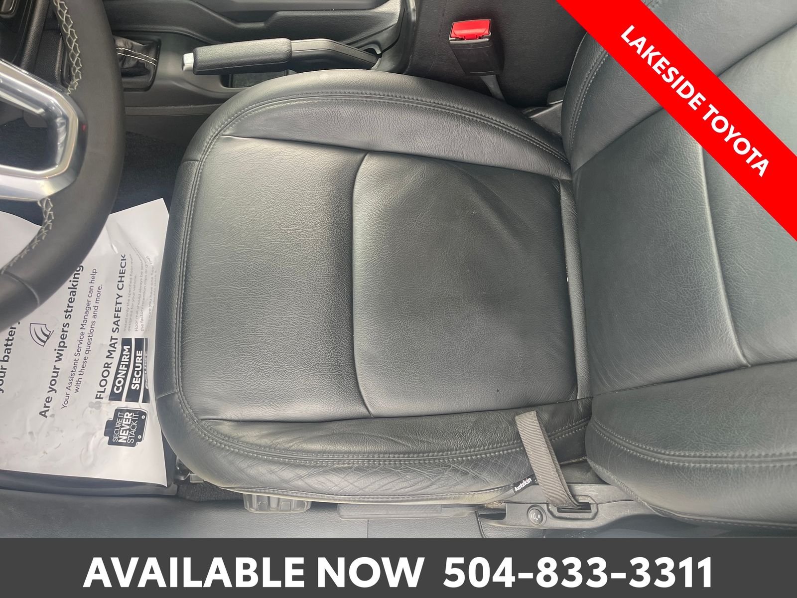 Used 2023 White Jeep Sahara image 28