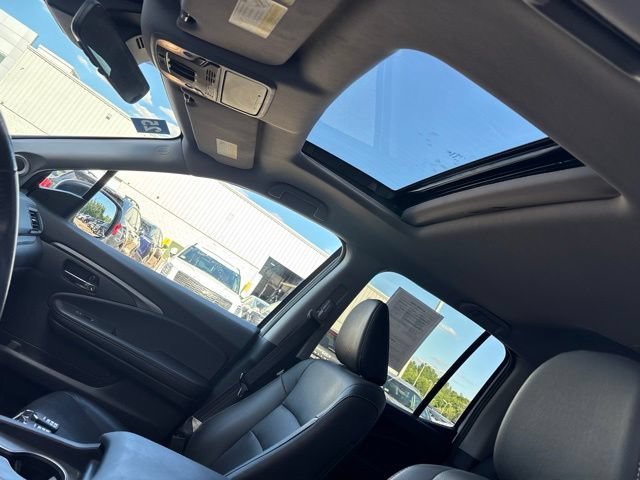 Used 2025 White Honda RTL image 16