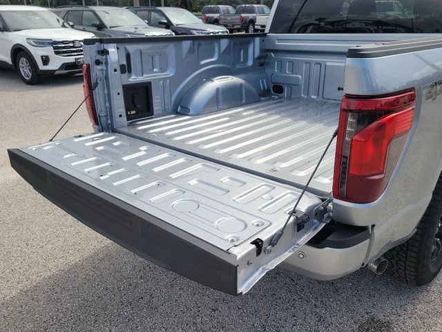 New 2026 Silver Metallic Ford XLT image 10
