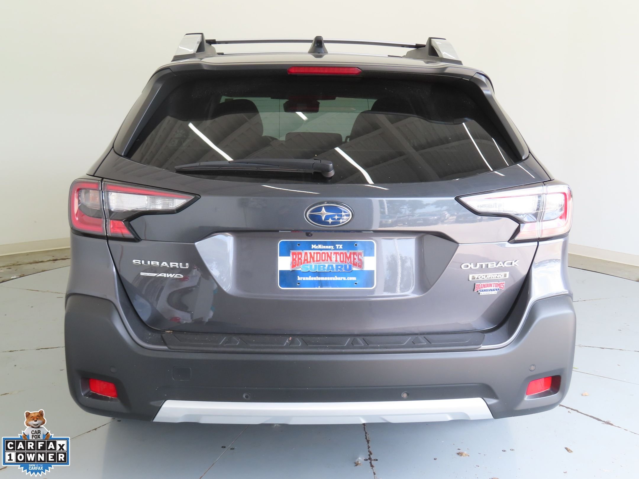 Used 2025 Gray Subaru Touring image 4
