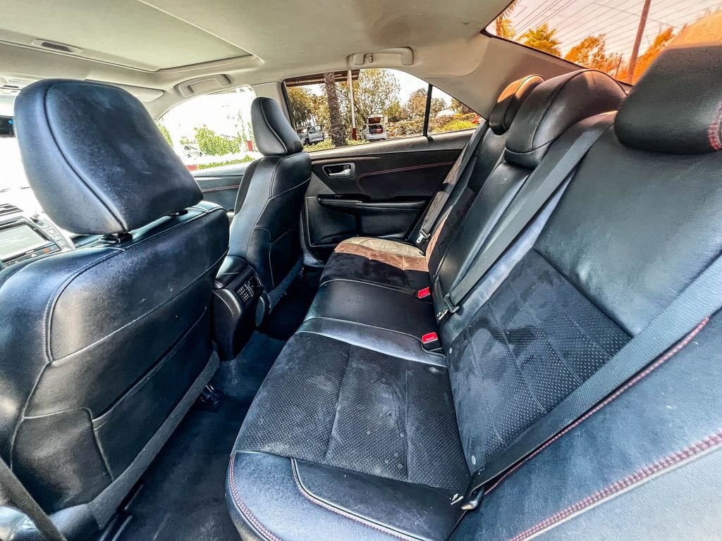 Used 2017 Gray Toyota XSE image 17