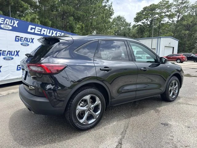Certified Used 2025 Black Metallic Ford ST-Line image 14
