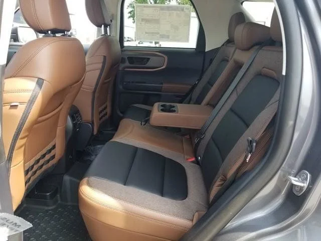 New 2025 Carbonized Gray Metallic Ford Outer Banks® image 21