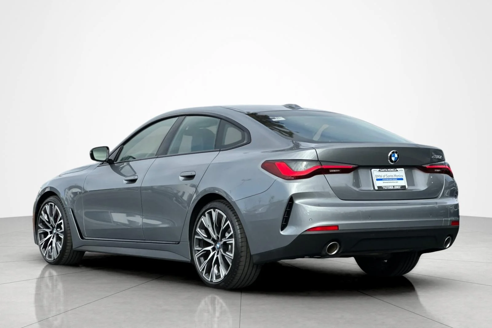 Used 2023 Skyscraper Grey Metallic BMW 430i image 3