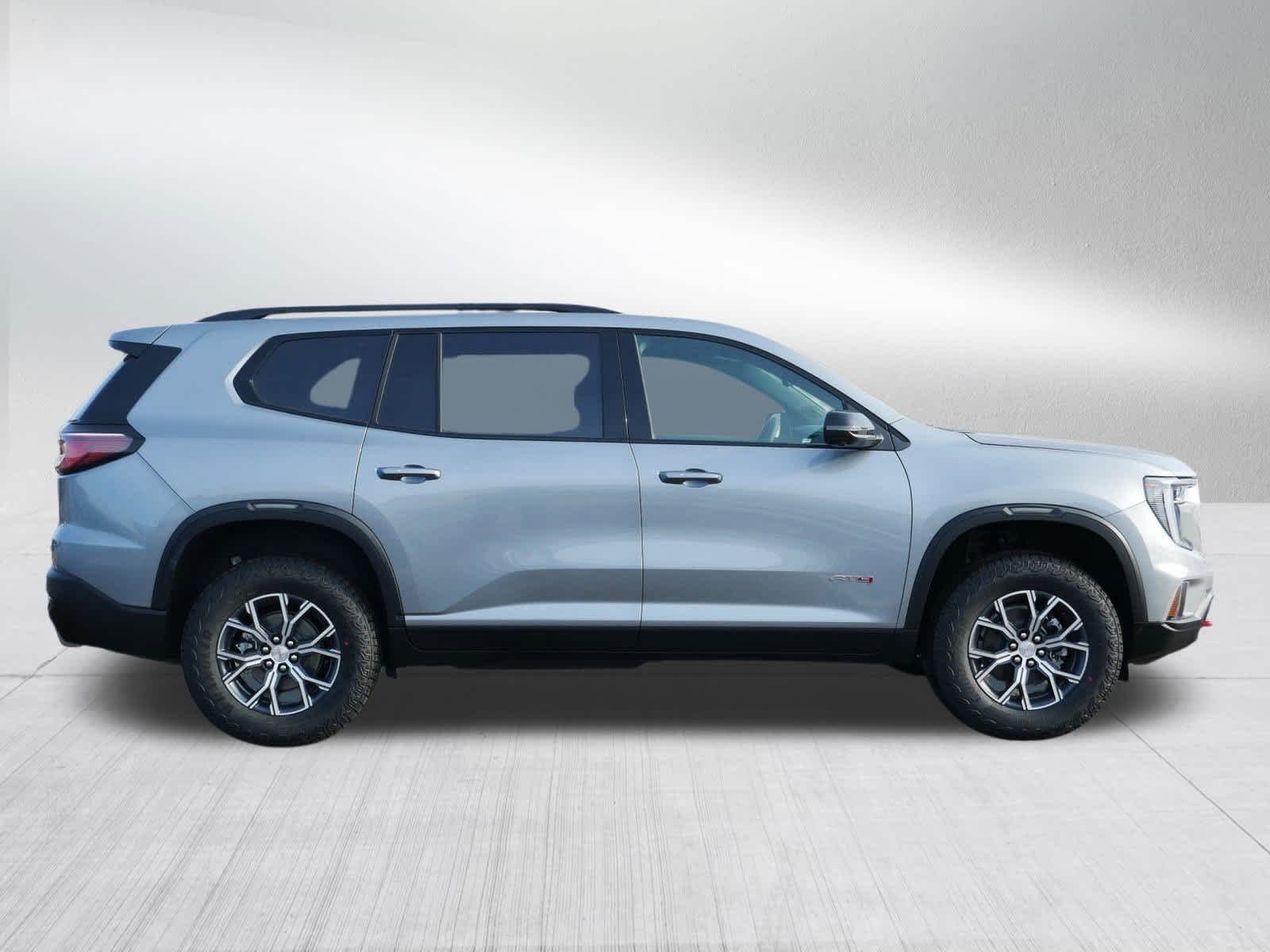 2026 GMC Acadia AT4 - Photo 6