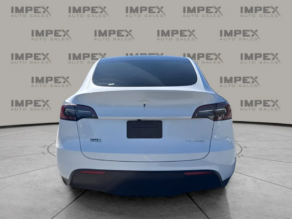 Used 2025 White Tesla Long Range image 4