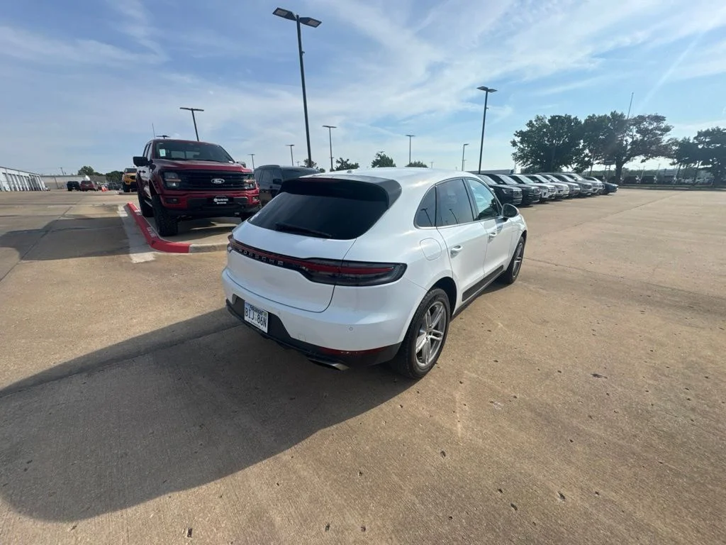 Used 2020 White Porsche Base image 7
