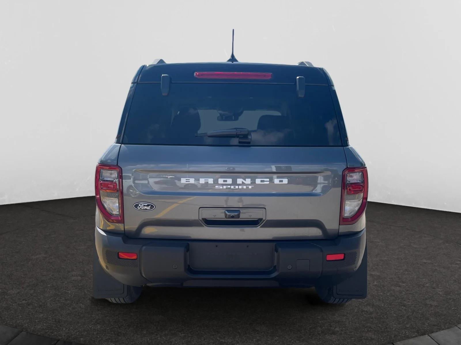 New 2026 Carbonized Grey Metallic Ford Outer Banks image 4