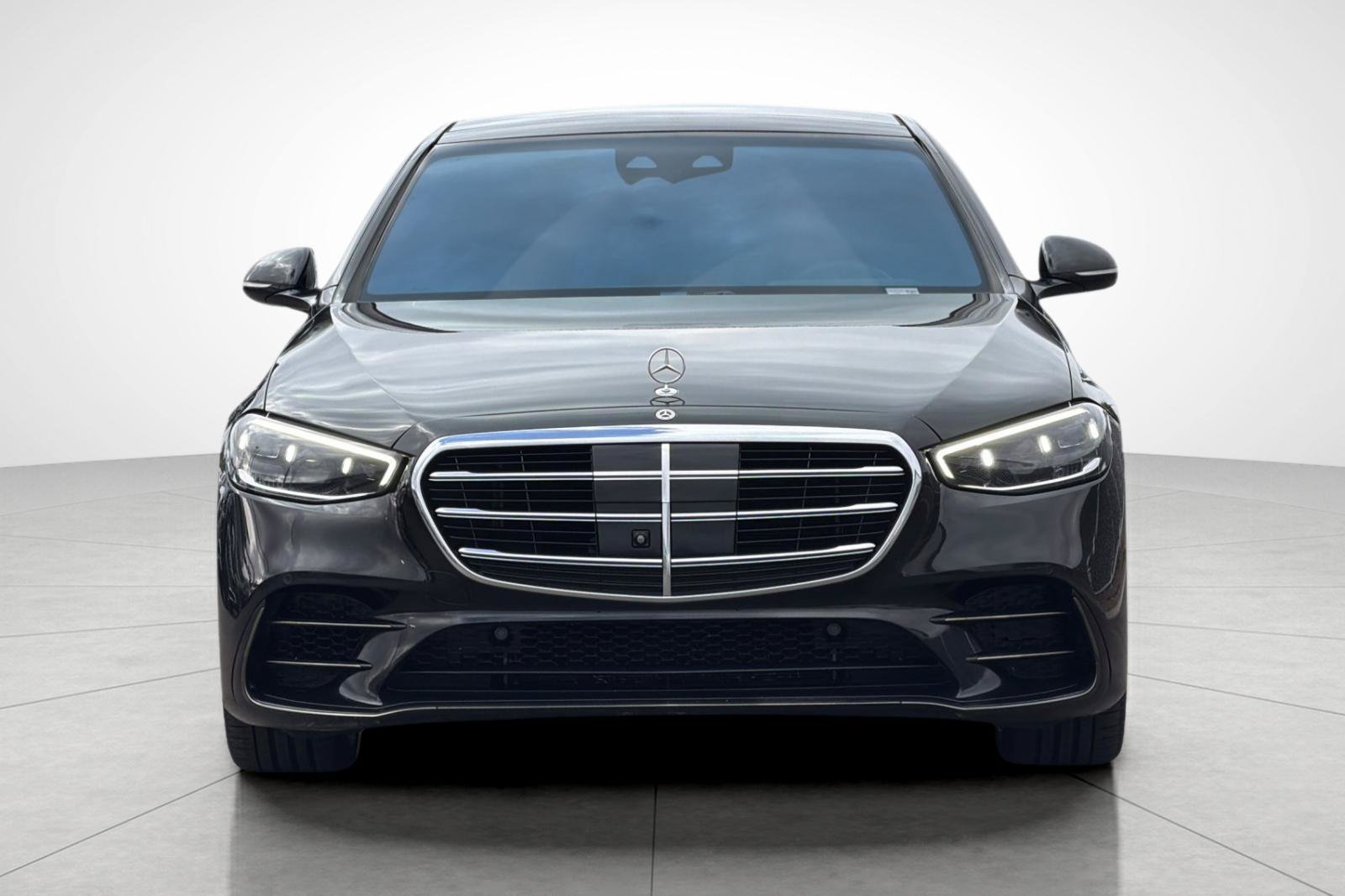Used 2023 Black Mercedes-Benz S 580 image 9