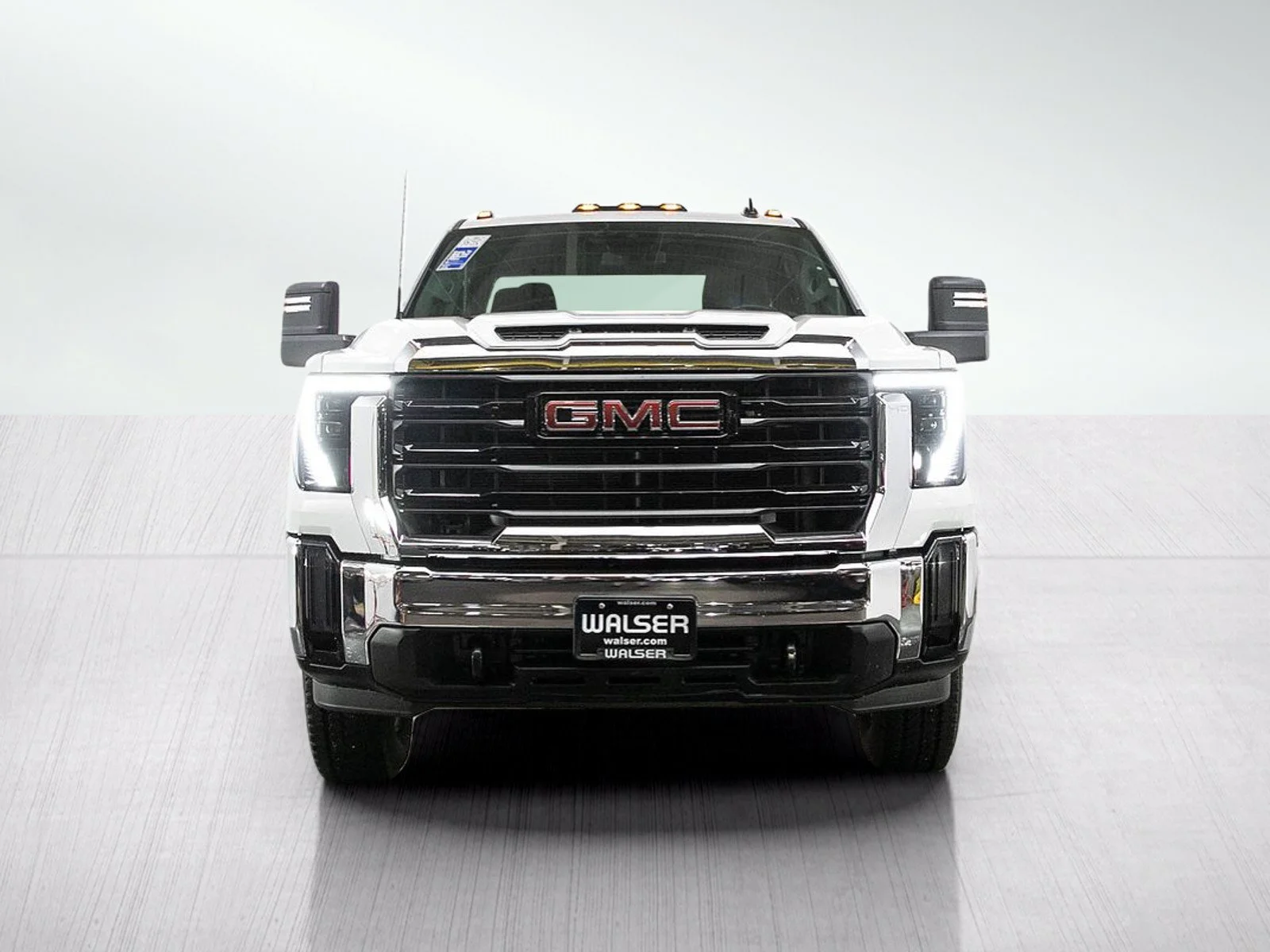 Used 2025 Summit White GMC Pro image 8
