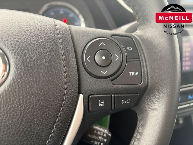 2017 Toyota Corolla SE - Photo 27