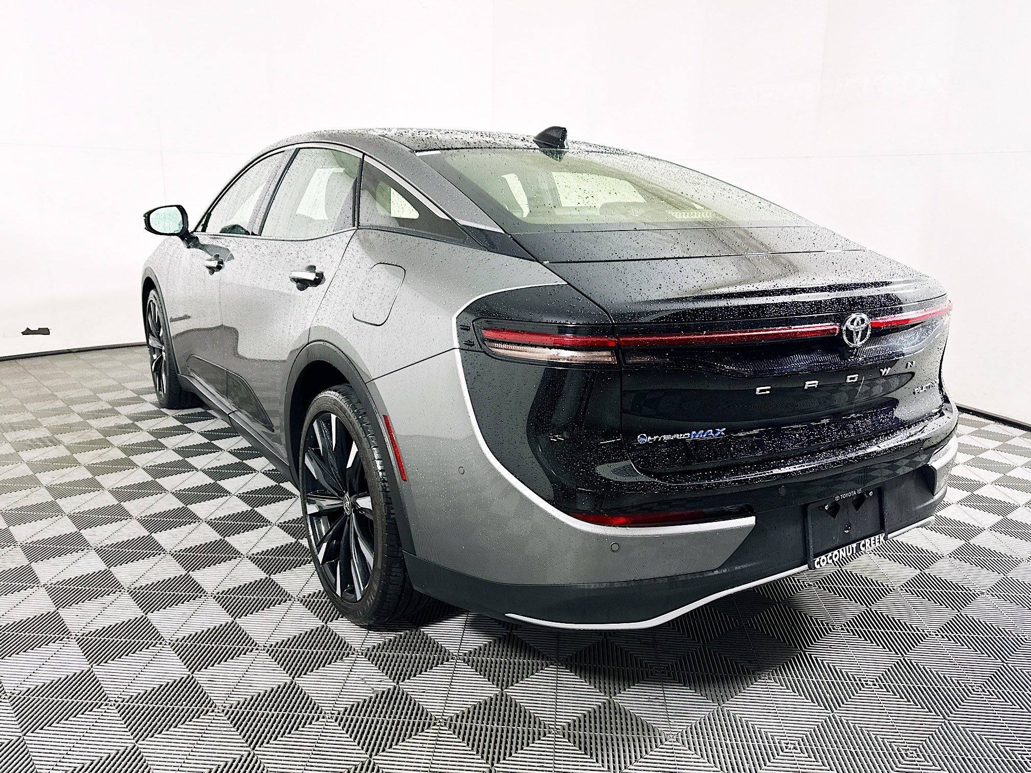 2024 Toyota Crown thumbnail 7