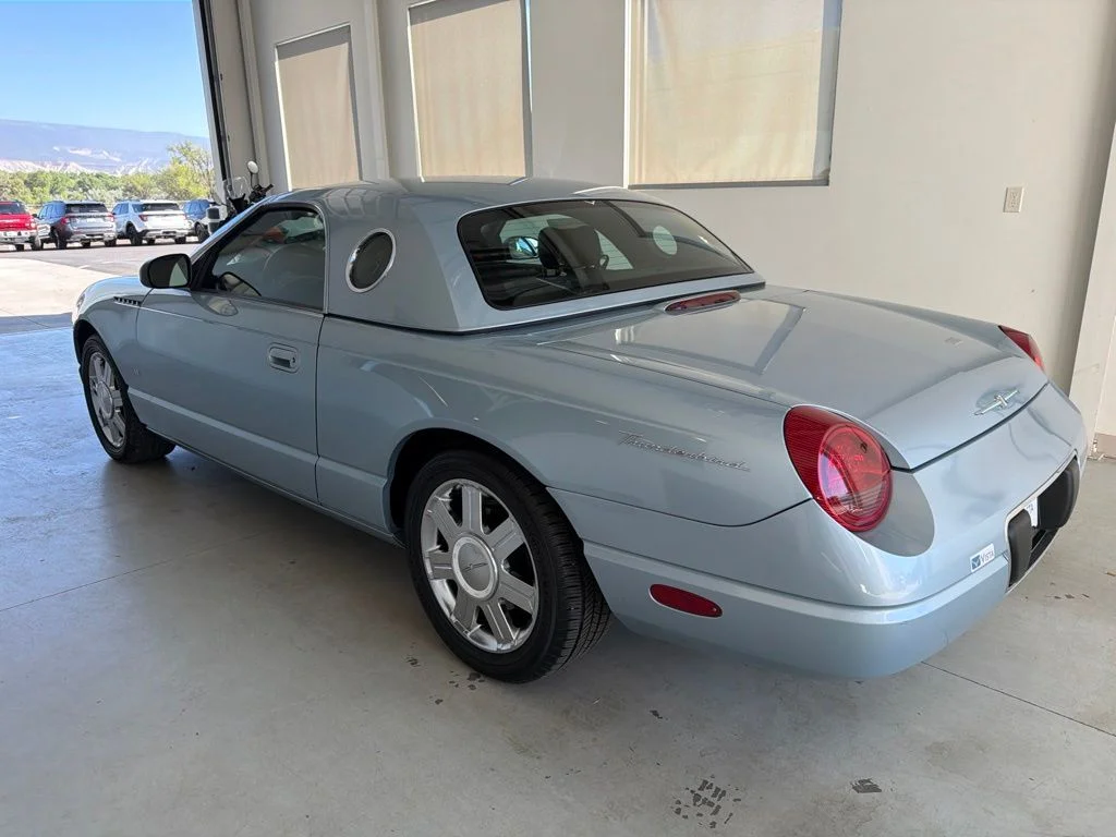 Used 2004 Light Ice Blue Metallic Ford Base image 6