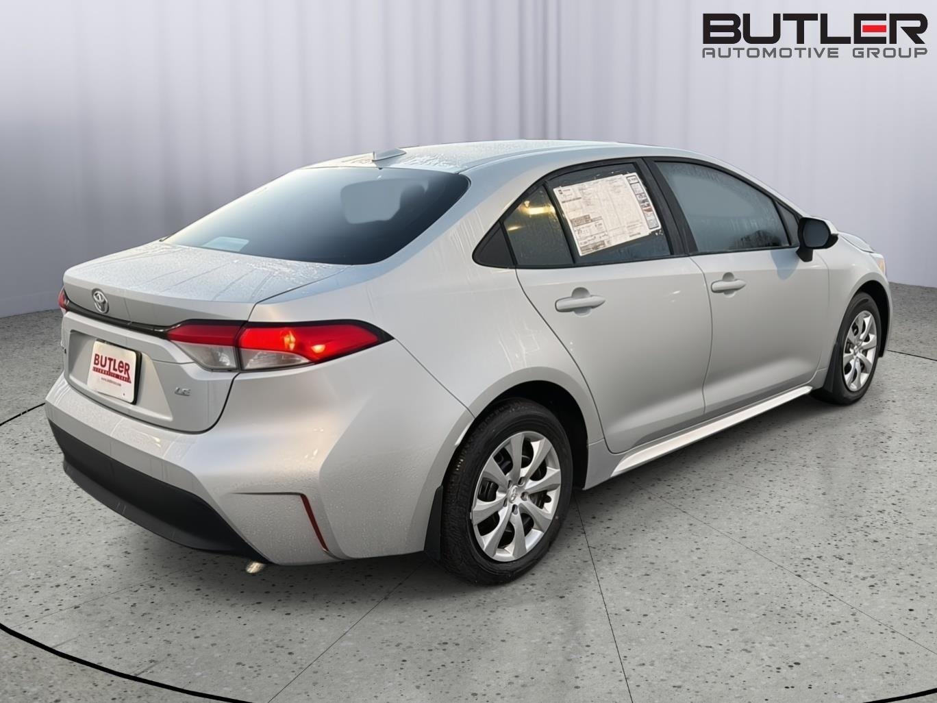 New 2027 Classic Silver Metallic Toyota LE image 6