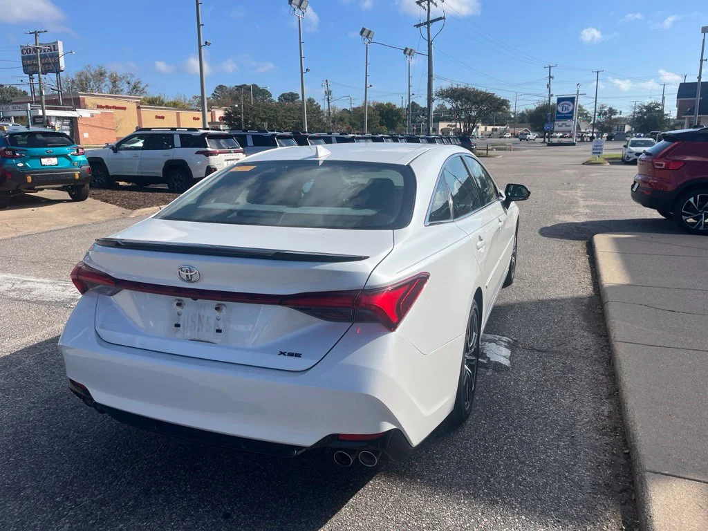 Used 2020 White Toyota XSE image 4