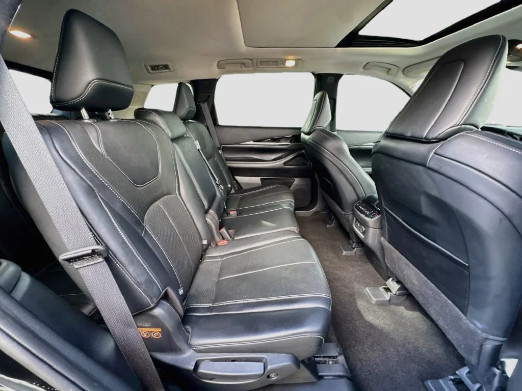 Certified Used 2023 Black INFINITI PURE image 29