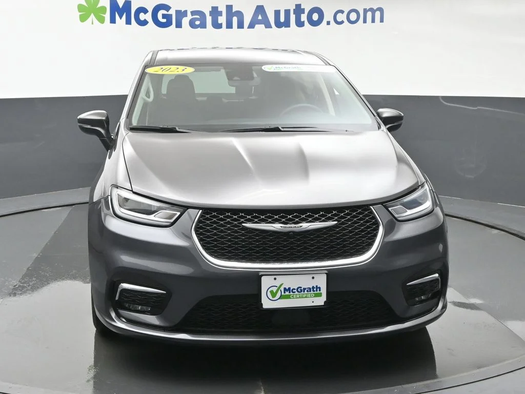 Certified Used 2023 Gray Chrysler Touring L image 5