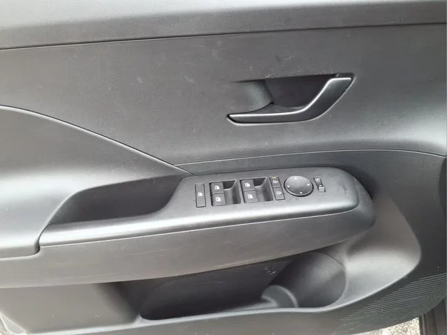 Used 2026 Gray Hyundai SEL Sport image 8