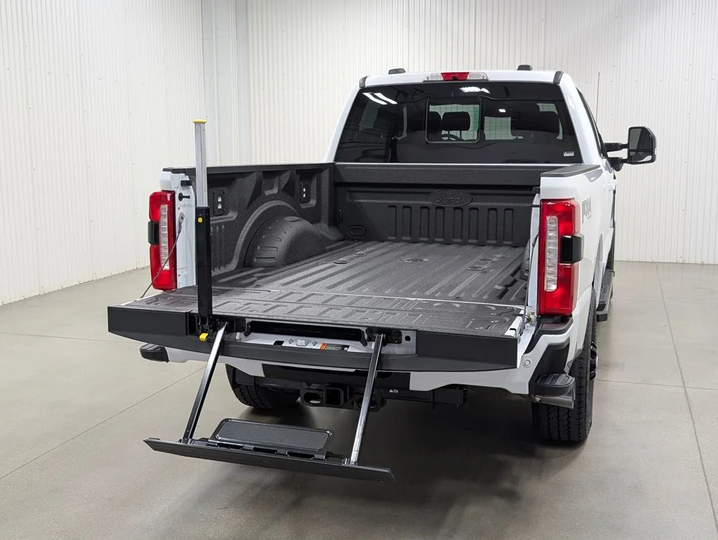 New 2026 Oxford White Ford F-250® Lariat® image 26