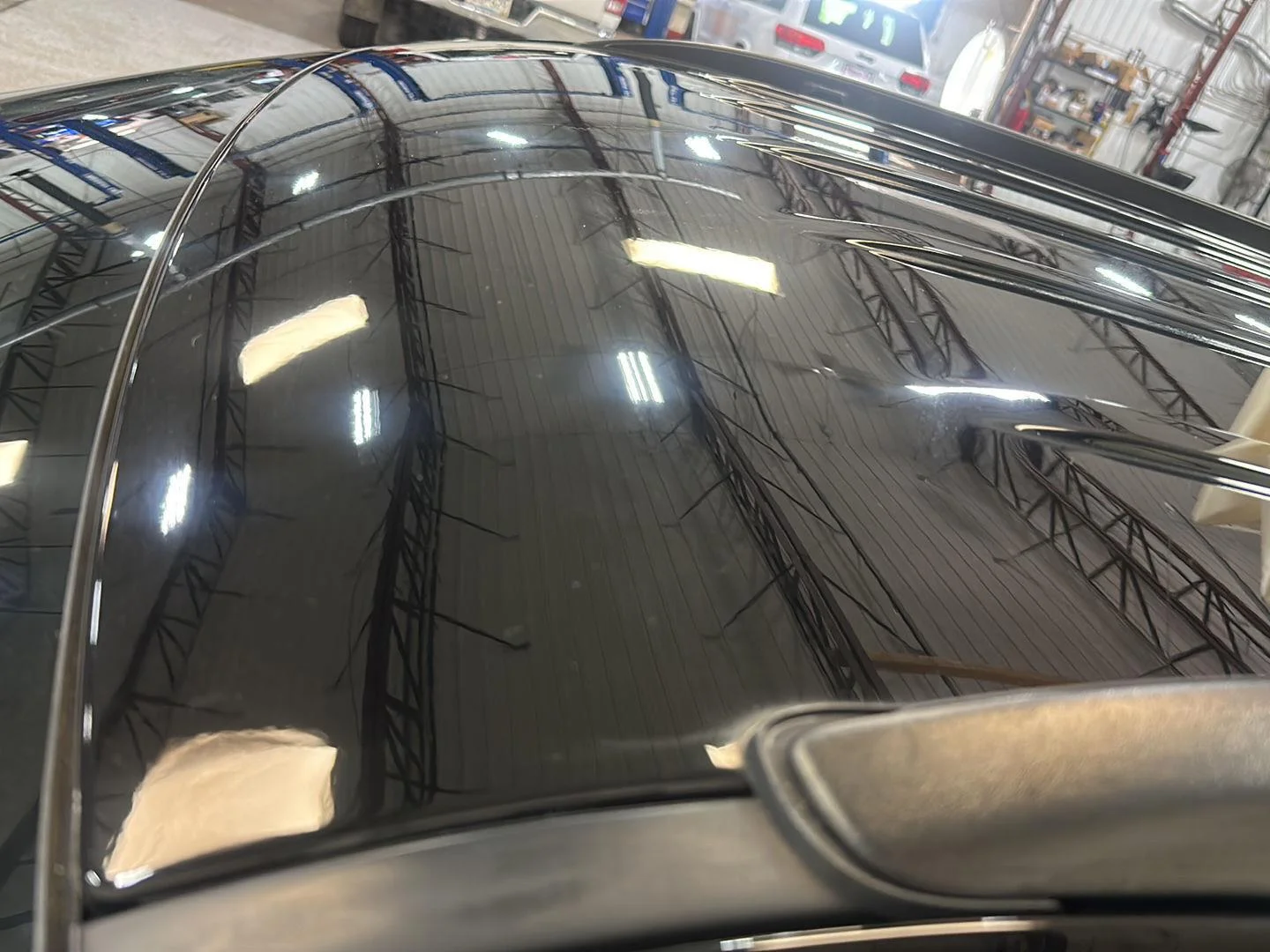 Certified Used 2023 Diamond Black Crystal Pearlcoat Jeep Limited image 14